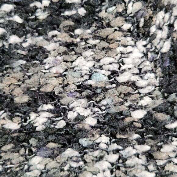 🔹️Charming Charlie Black & White Variegated Sweater Medium - Picture 6 of 9